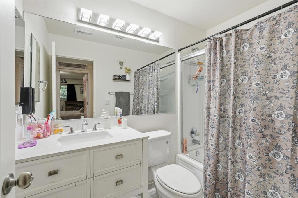 5834 Sperry Drive Property Photo 13