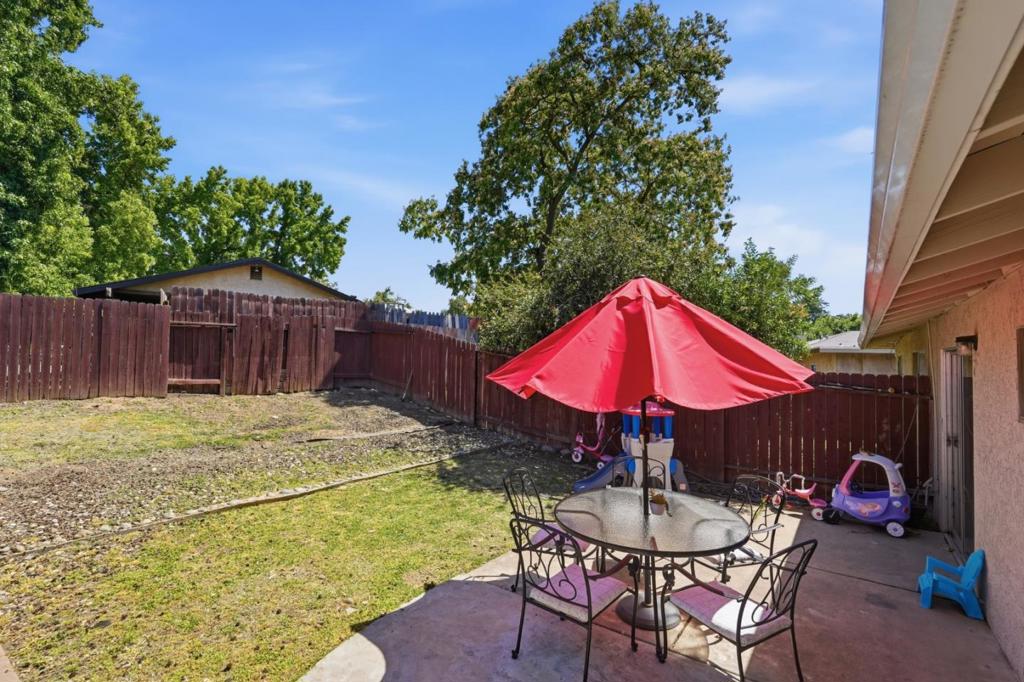 5834 Sperry Drive Property Photo 18