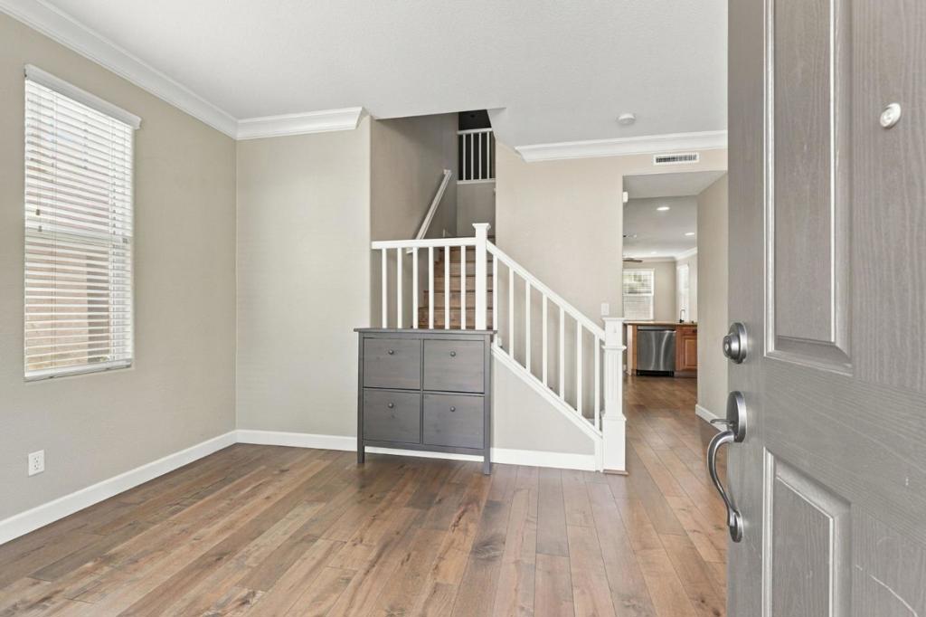 8950 Acorn Way Property Photo 2