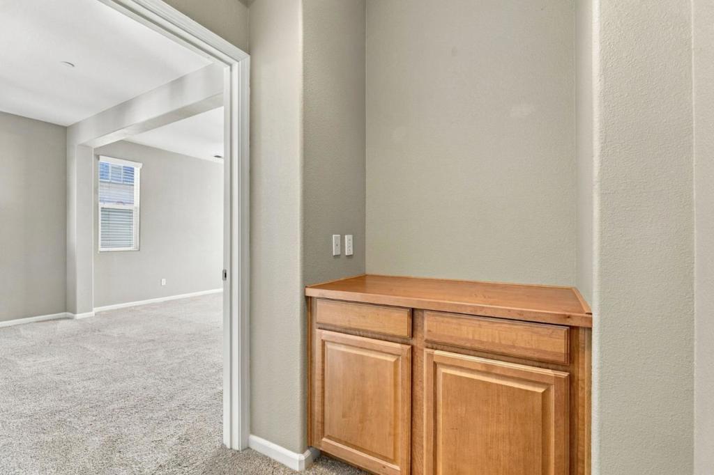 8950 Acorn Way Property Photo 14