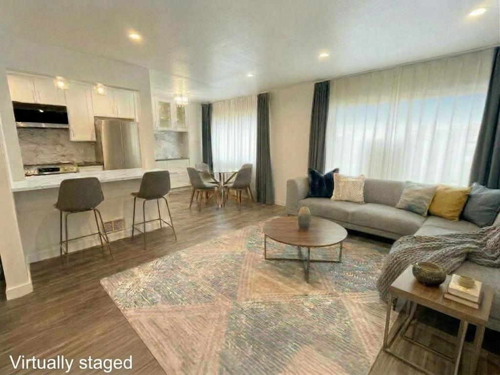 618 Peralta Avenue Property Photo 1