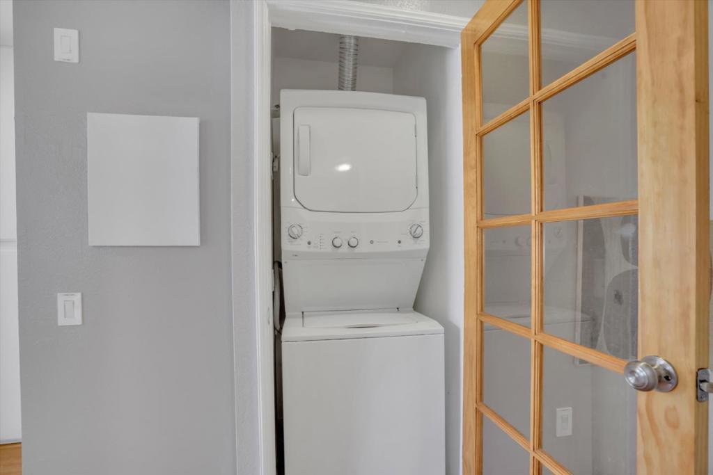 299 Kenbrook Circle Property Photo 14
