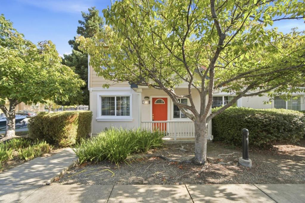815 Daniels Avenue Property Photo 4