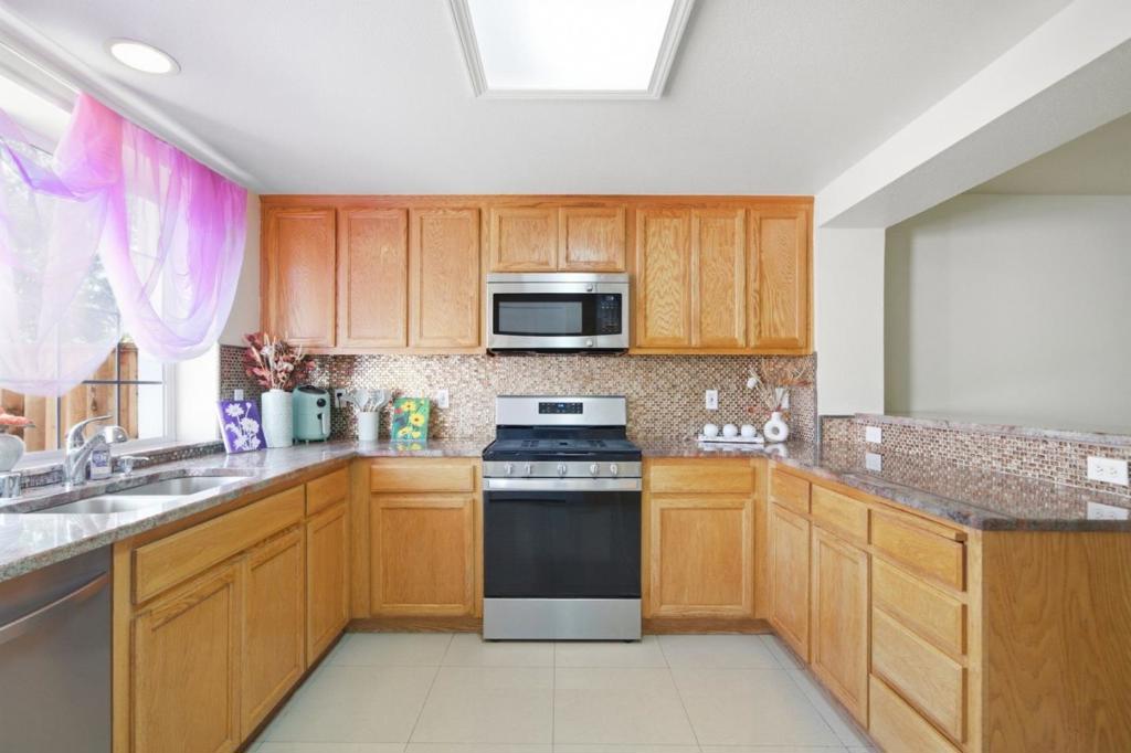 815 Daniels Avenue Property Photo 16