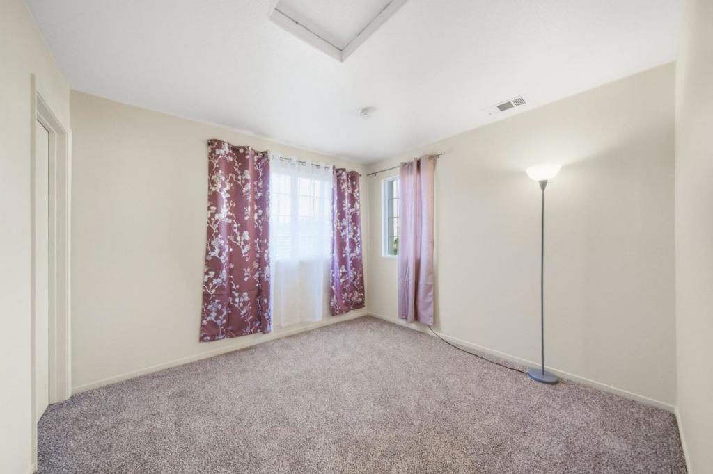 815 Daniels Avenue Property Photo 24