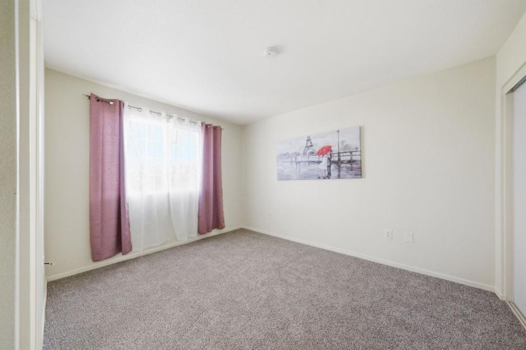 815 Daniels Avenue Property Photo 25
