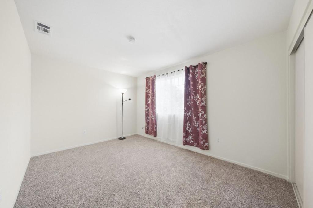 815 Daniels Avenue Property Photo 30