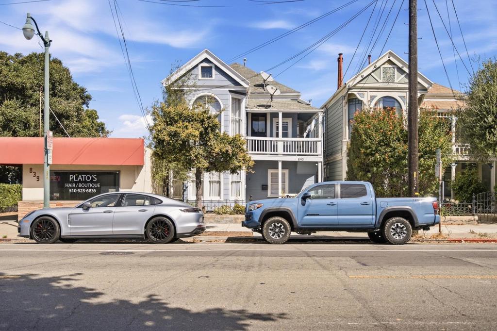 843 Santa Clara Avenue Property Photo 4