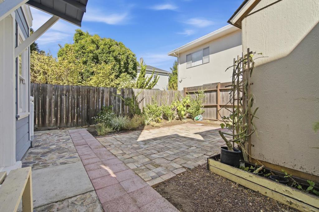 843 Santa Clara Avenue Property Photo 33