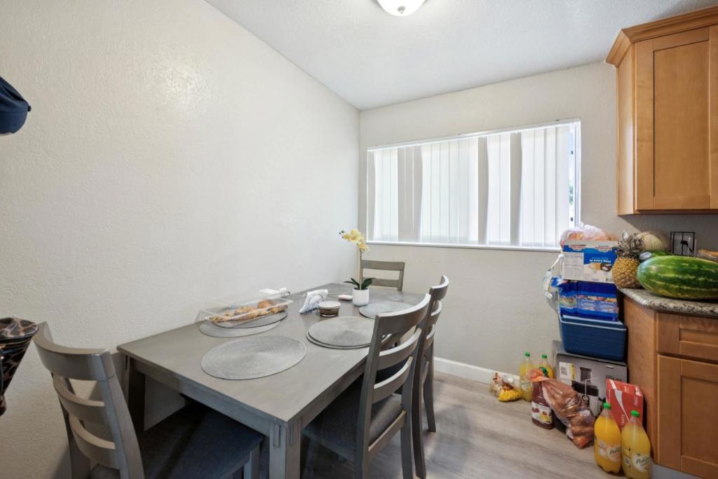 550 Berry Avenue Property Photo 17