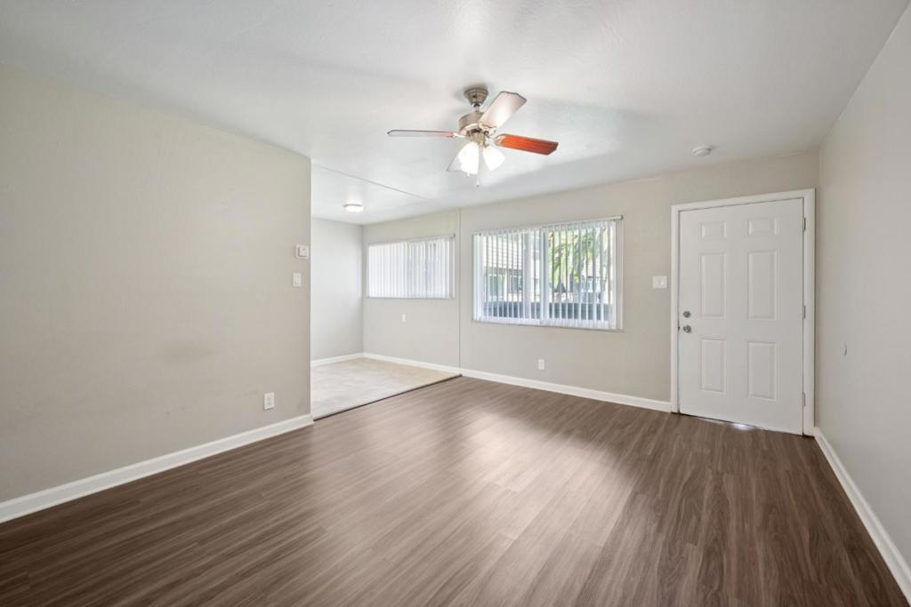 550 Berry Avenue Property Photo 21