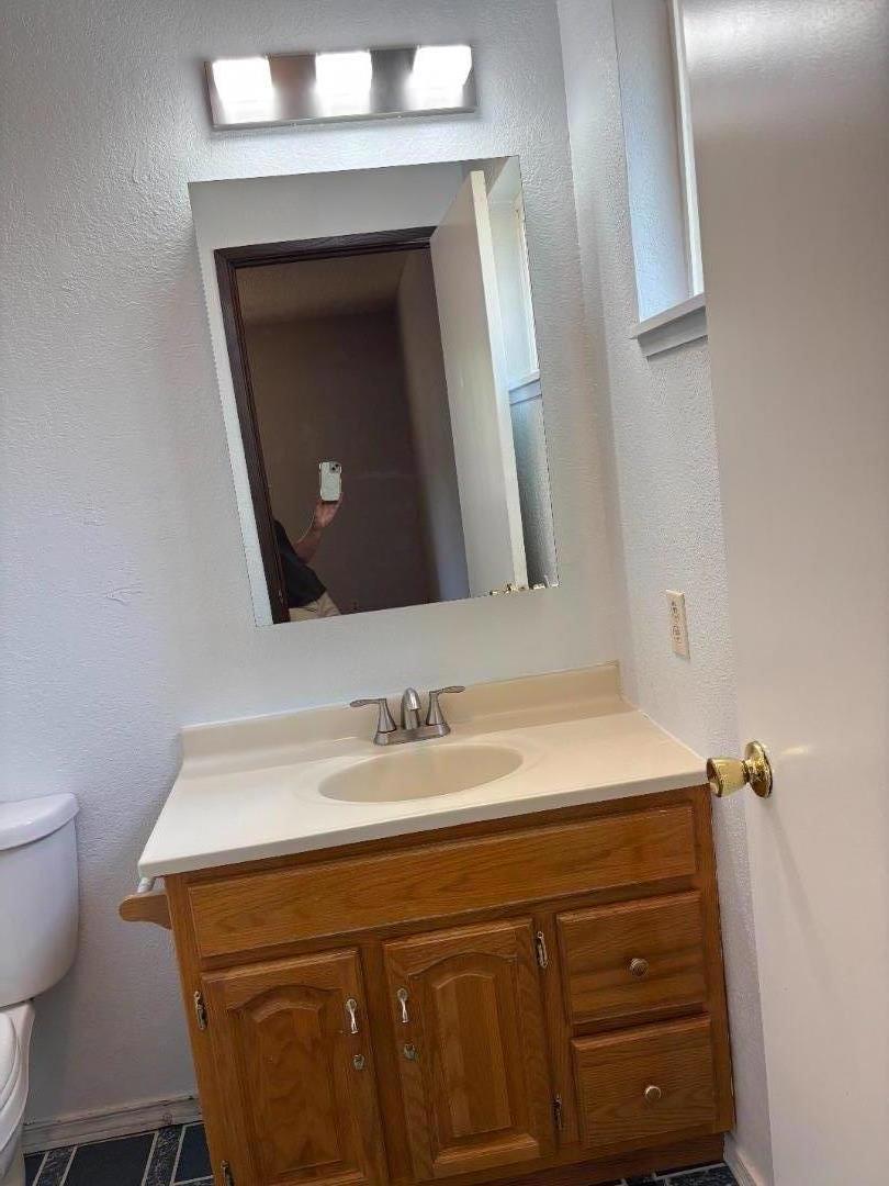 709880 Willow Street Property Photo 11