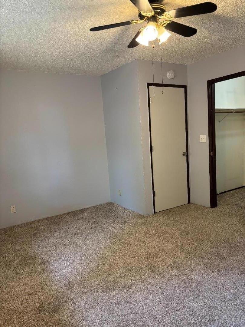 709880 Willow Street Property Photo 17