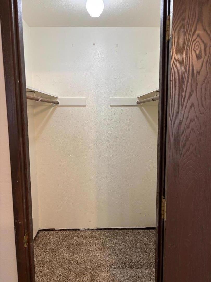 709880 Willow Street Property Photo 18