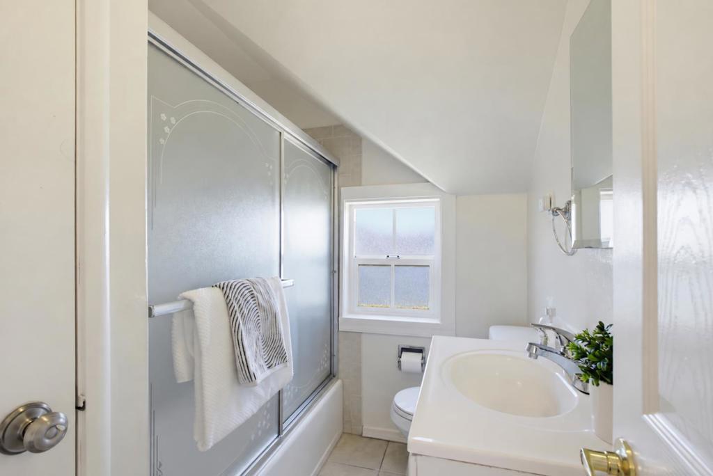 1809 Hill Avenue Property Photo 39