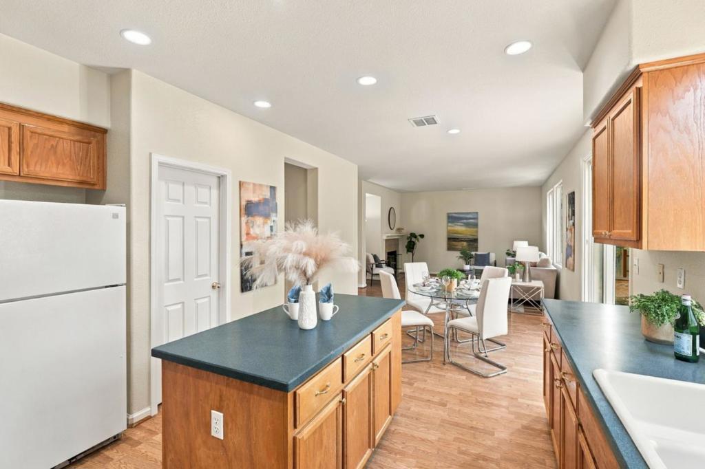 8920 Taos Way Property Photo 13