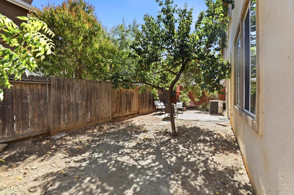 8920 Taos Way Property Photo 36