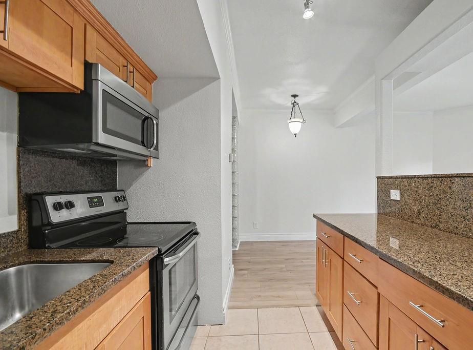 1944 Tradan Drive Property Photo 9