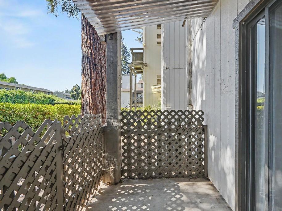 1944 Tradan Drive Property Photo 23