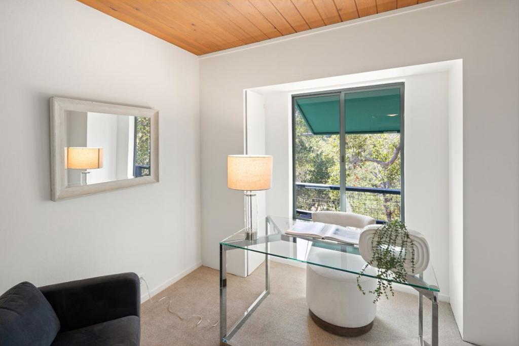 30 Minoca Road Property Photo 22