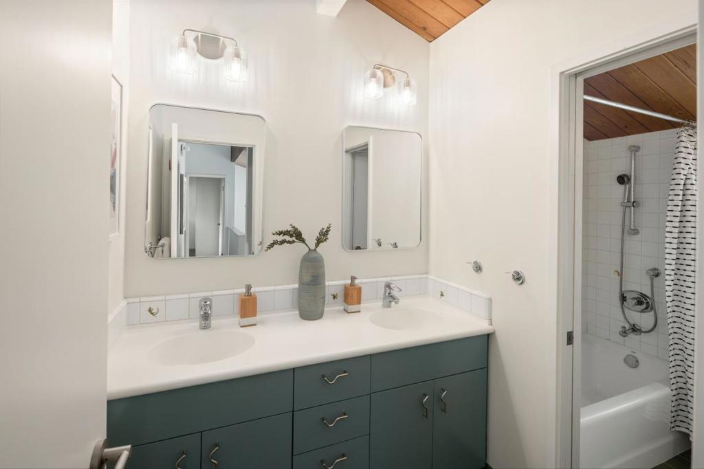 30 Minoca Road Property Photo 27