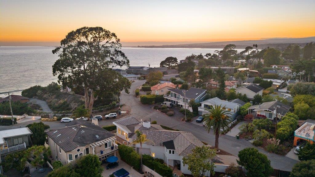 433 Seaview Drive Property Photo 6