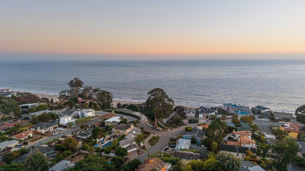 433 Seaview Drive Property Photo 10