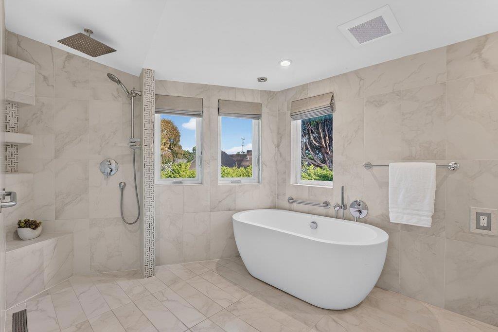 433 Seaview Drive Property Photo 37