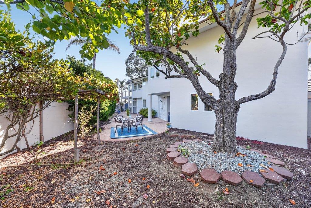 433 Seaview Drive Property Photo 65