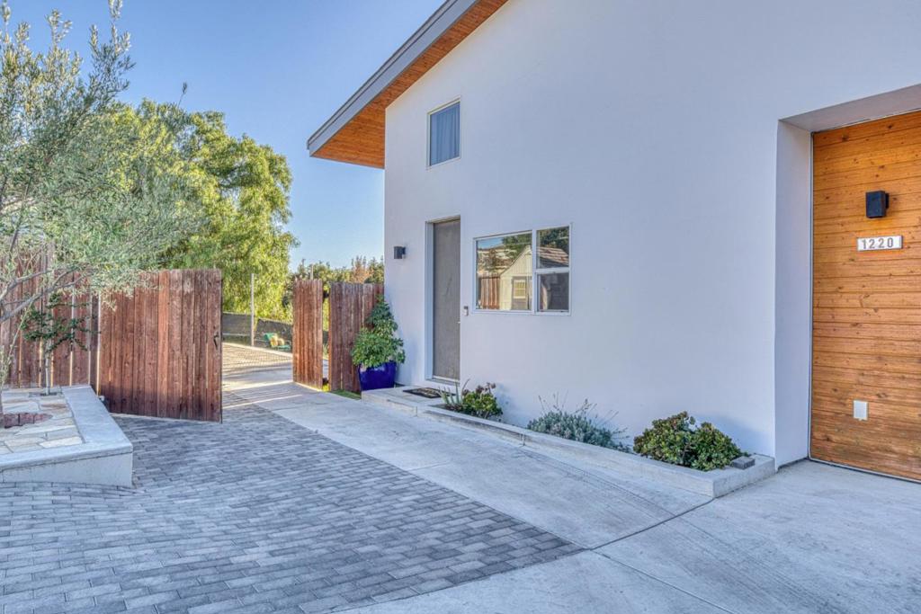 1220 Mulberry Street Property Photo 1