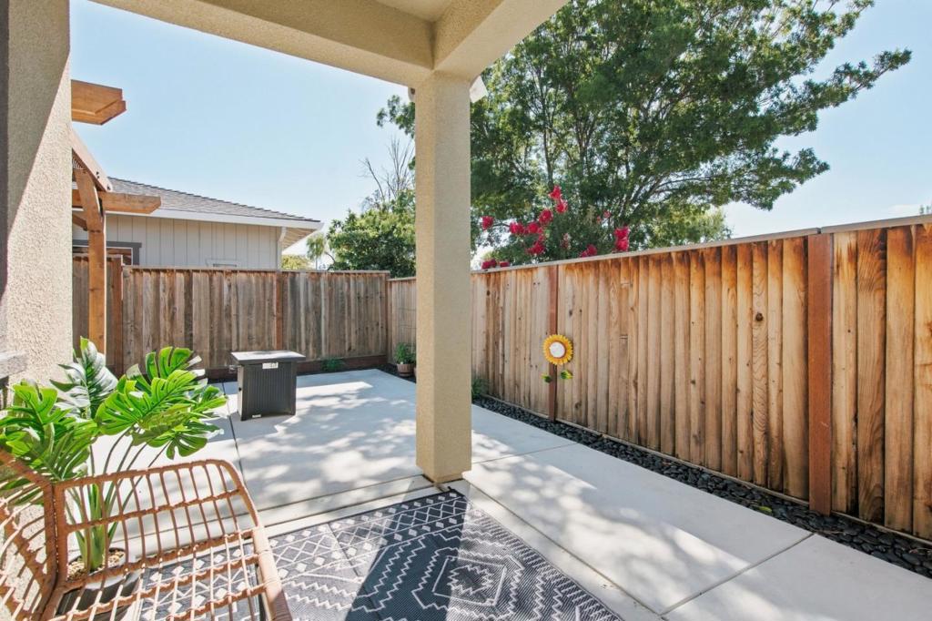 681 Segovia Drive Property Photo 26