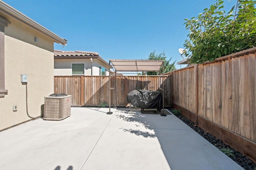 681 Segovia Drive Property Photo 30