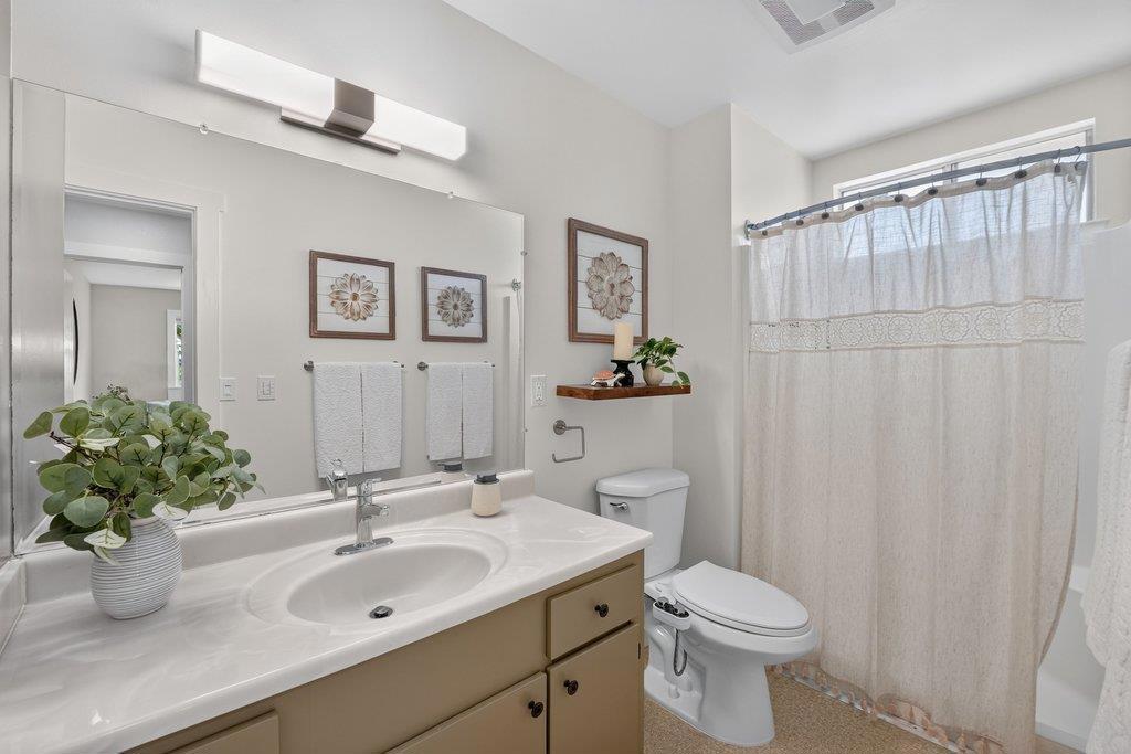 722 Heather Court Property Photo 35