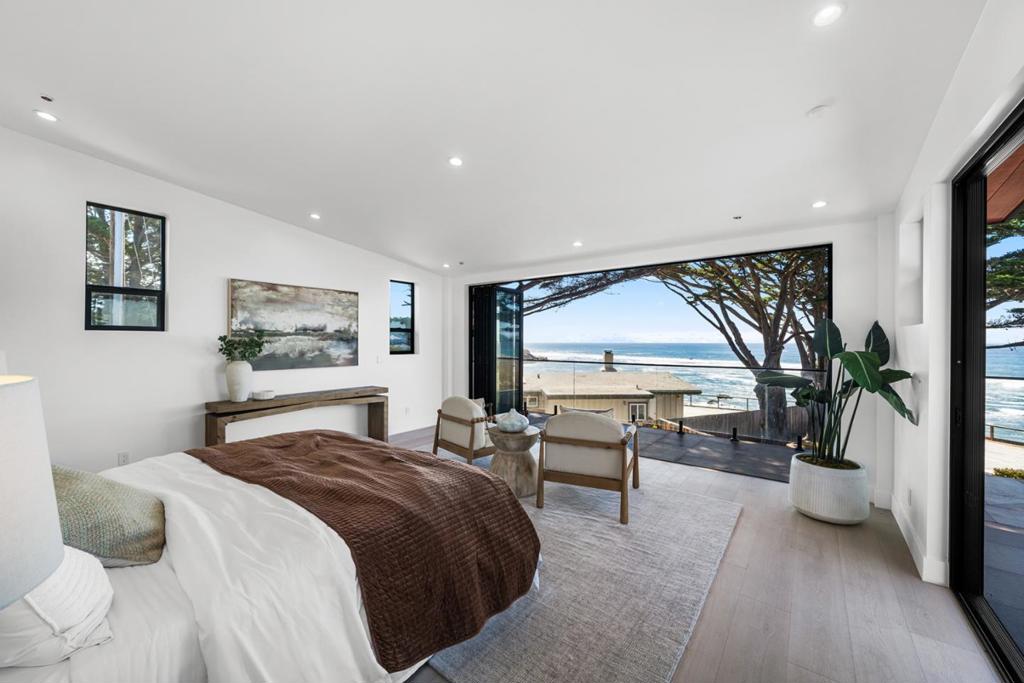 155 Reef Point Road Property Photo 11