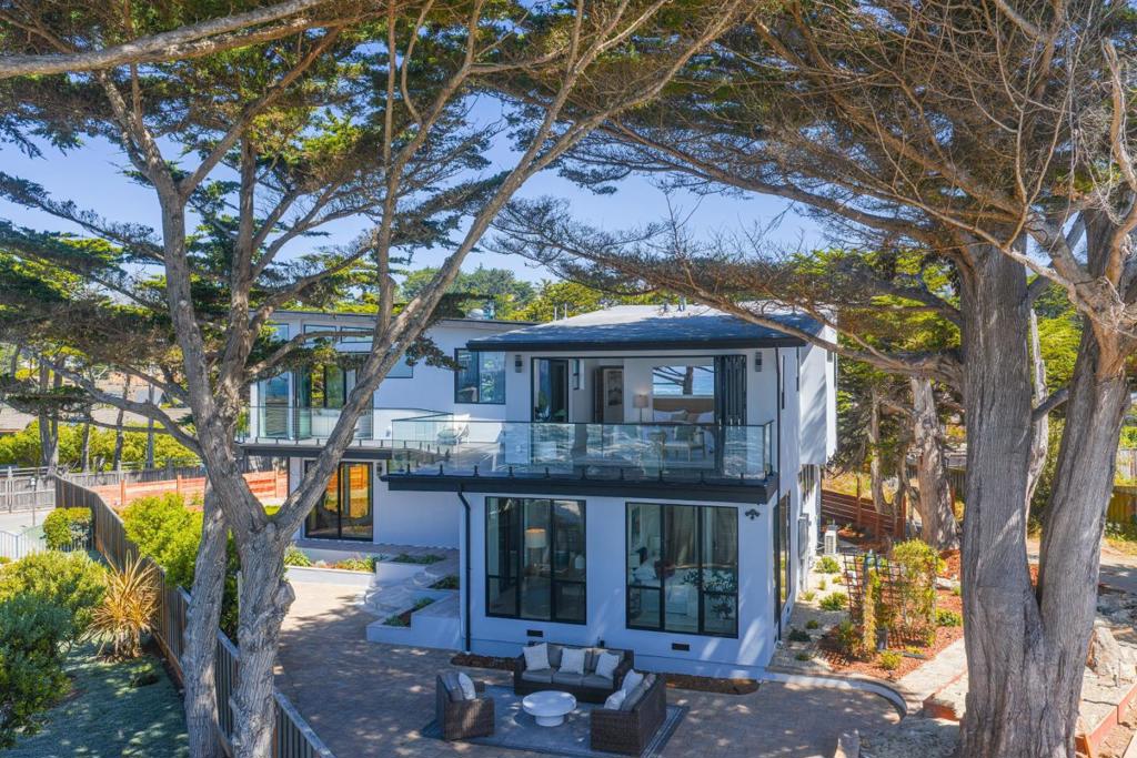 155 Reef Point Road Property Photo 23