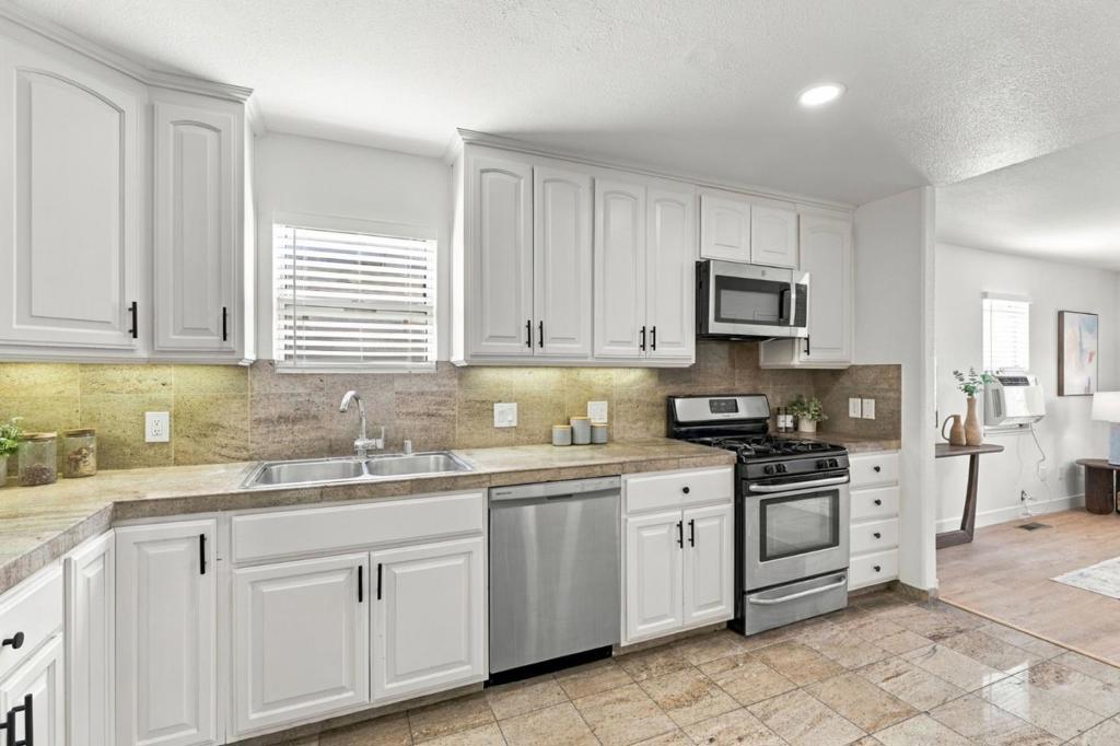 66 Fox Avenue Property Photo 13