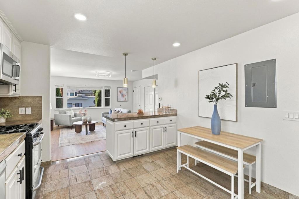 66 Fox Avenue Property Photo 14