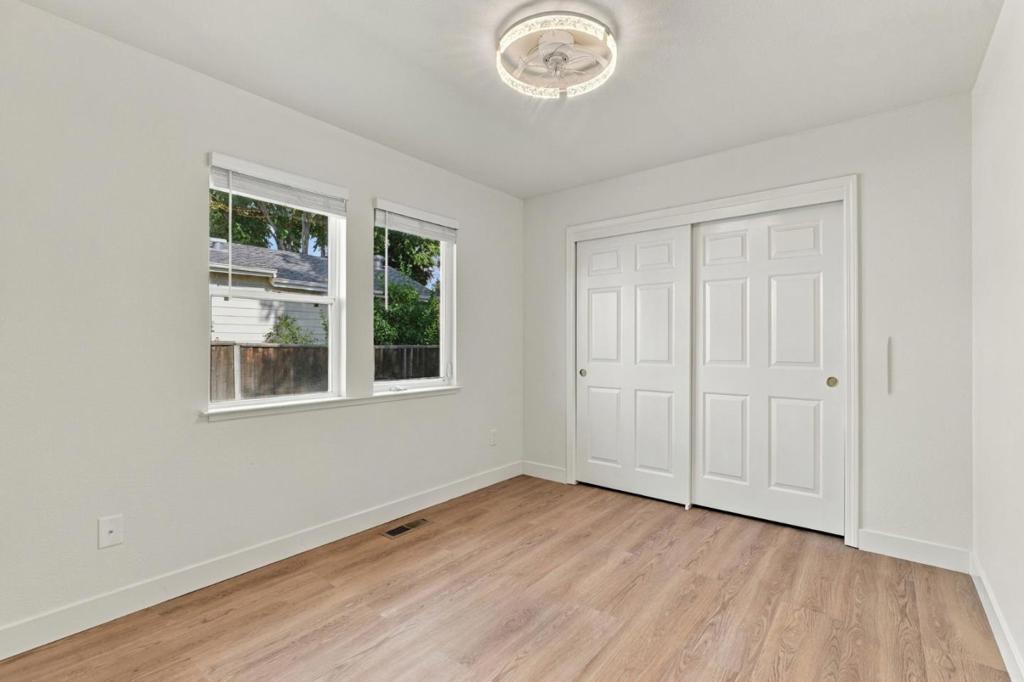 66 Fox Avenue Property Photo 16