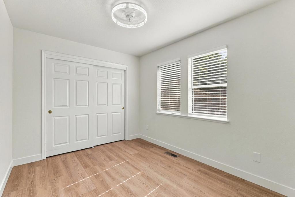 66 Fox Avenue Property Photo 18