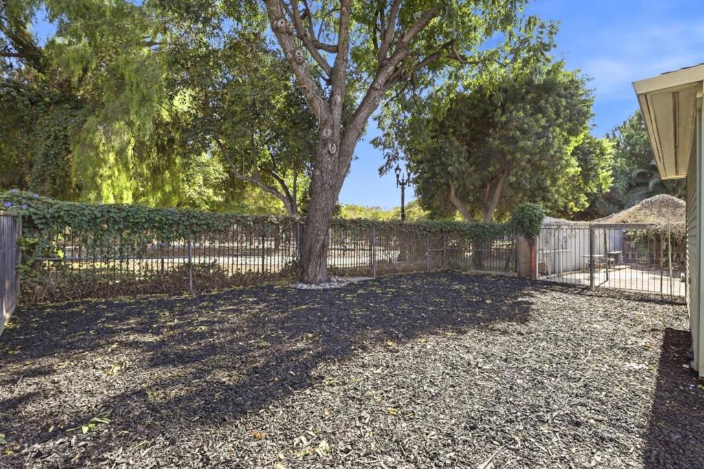 66 Fox Avenue Property Photo 27
