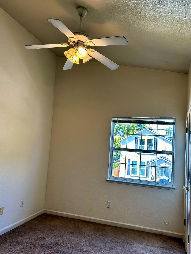66 Fox Avenue Property Photo 35