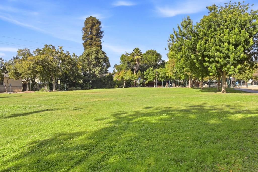 66 Fox Avenue Property Photo 45