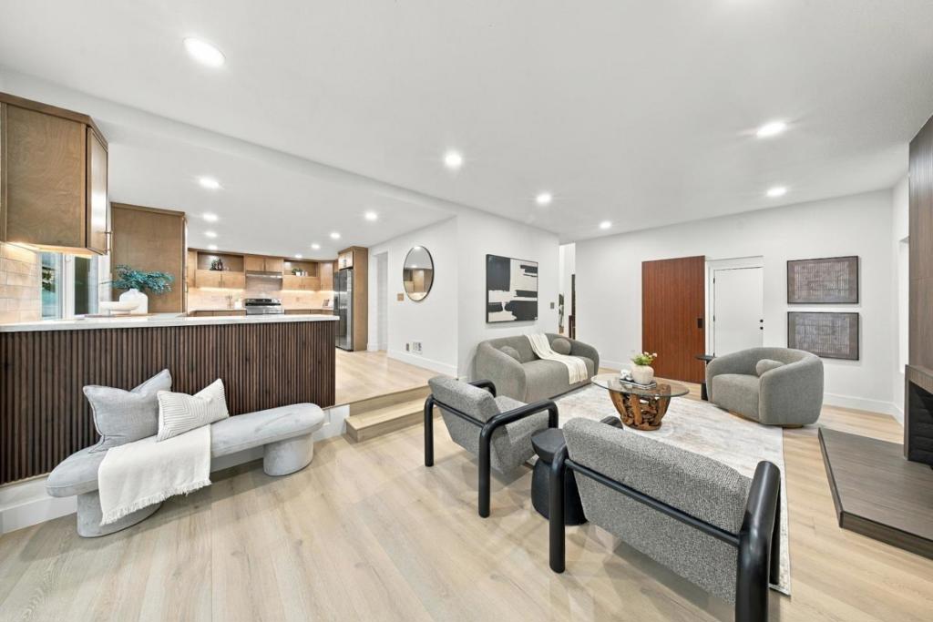 408 Curie Drive Property Photo 15