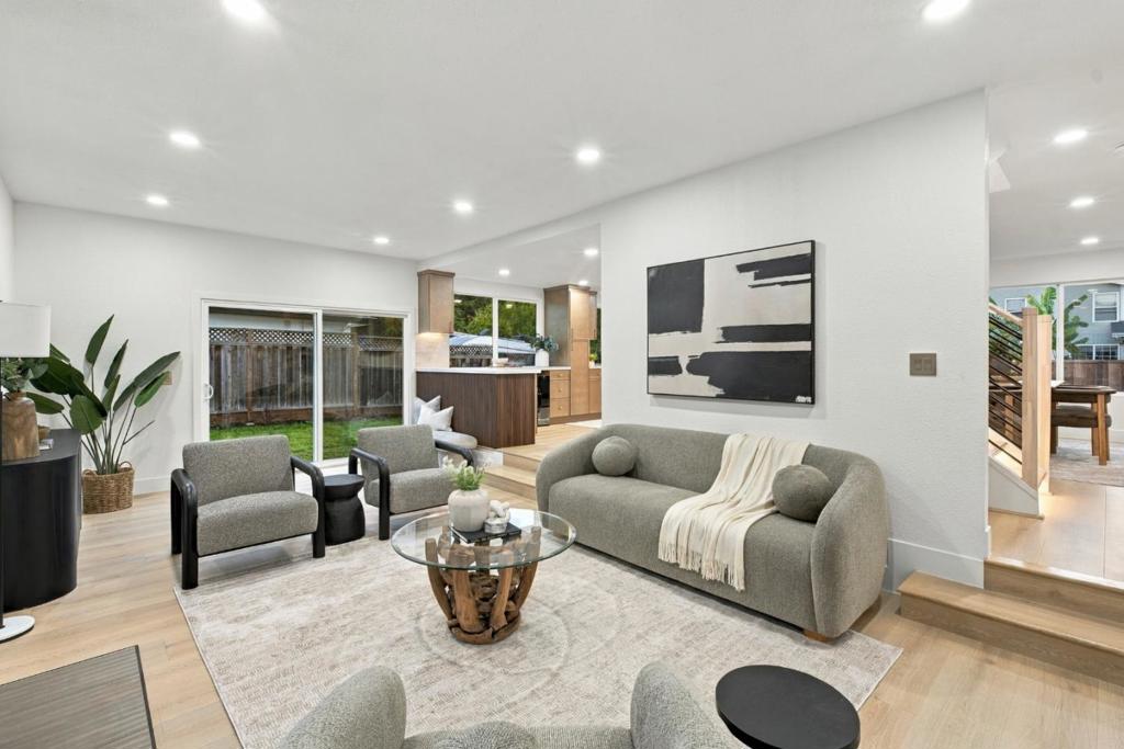 408 Curie Drive Property Photo 18