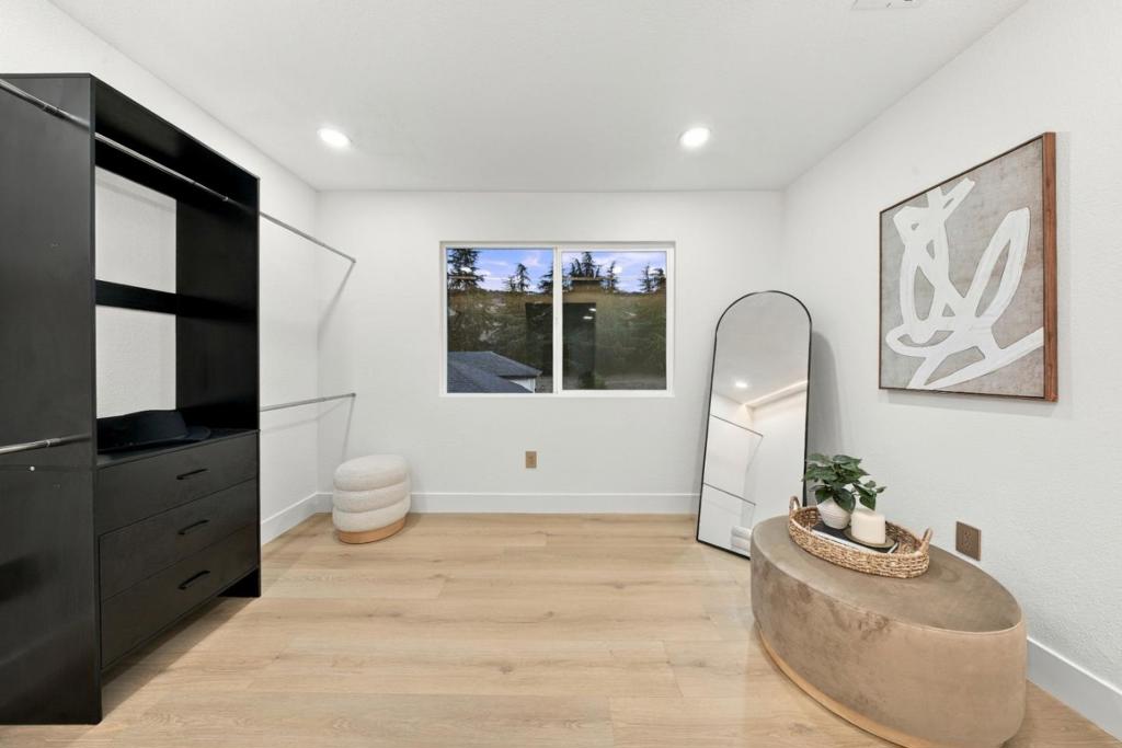 408 Curie Drive Property Photo 25
