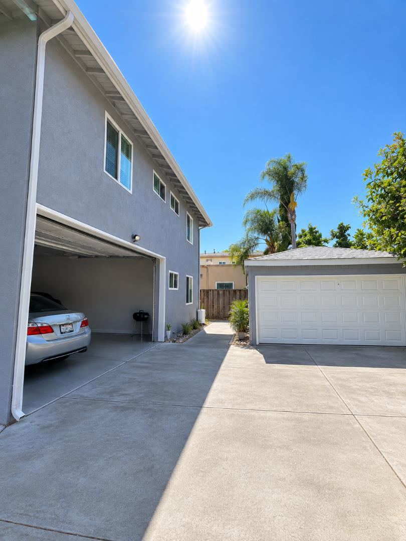 1019 Villa Avenue Property Photo 8
