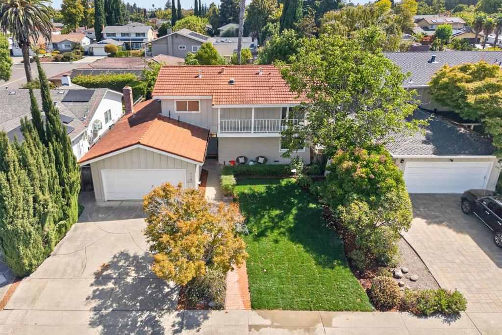 718 Henderson Avenue Property Photo 48
