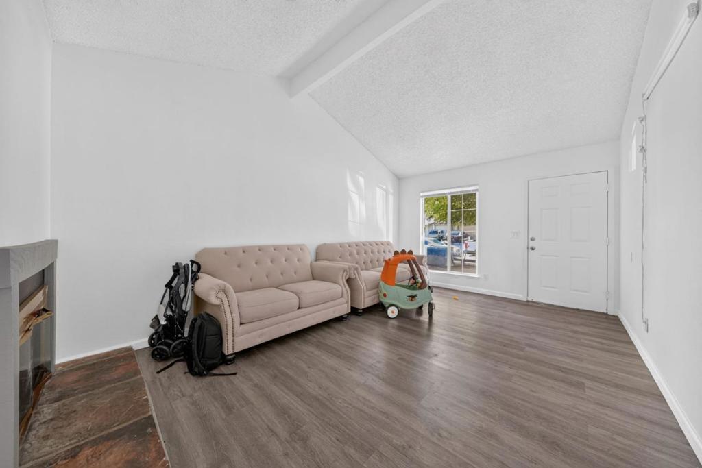 51175119 Shell Street Property Photo 8