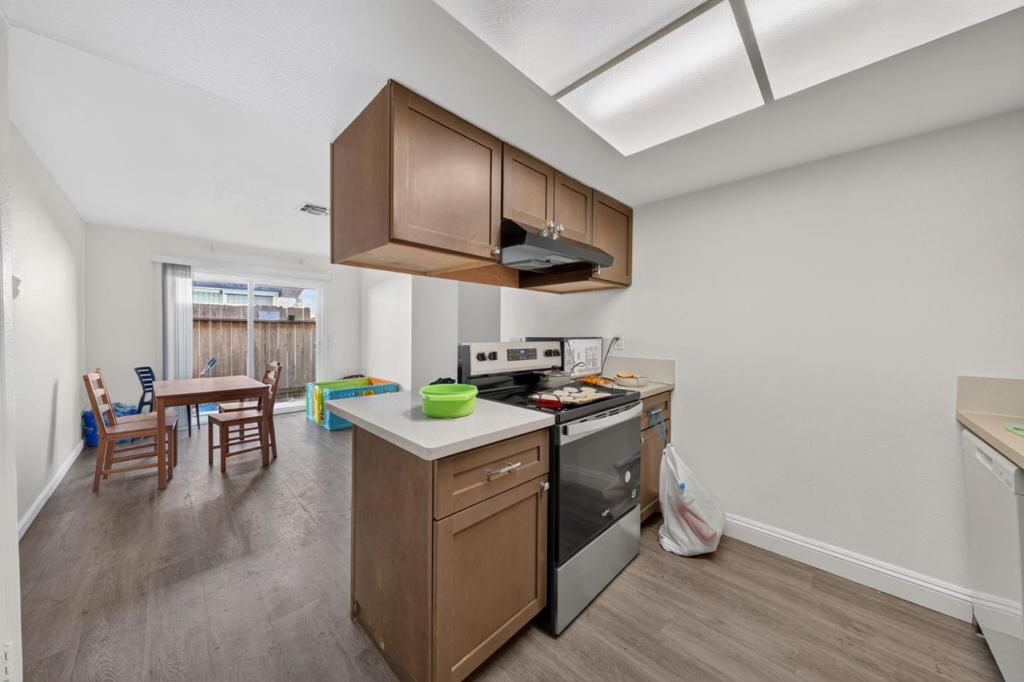 51175119 Shell Street Property Photo 11
