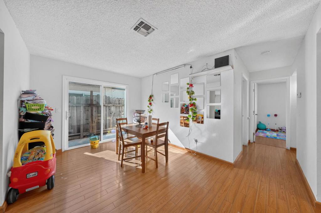 51175119 Shell Street Property Photo 35